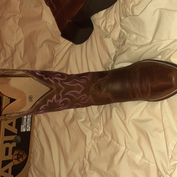 Women's Ariat western style boots size 10 - Picture 8 of 11